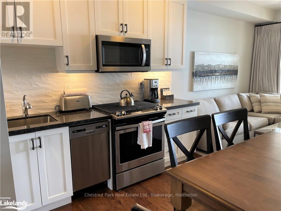 4 - 1869 MUSKOKA DISTRICT ROAD 118 WEST, 