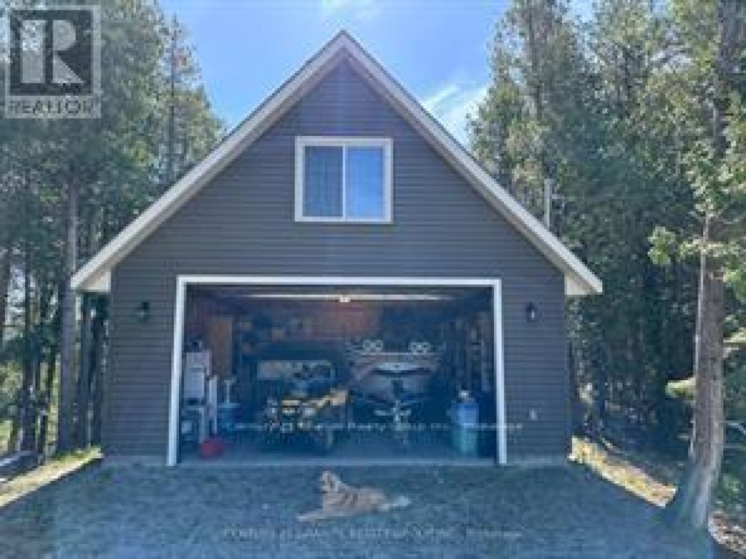 118 Griffin Drive, Four Mile Lake