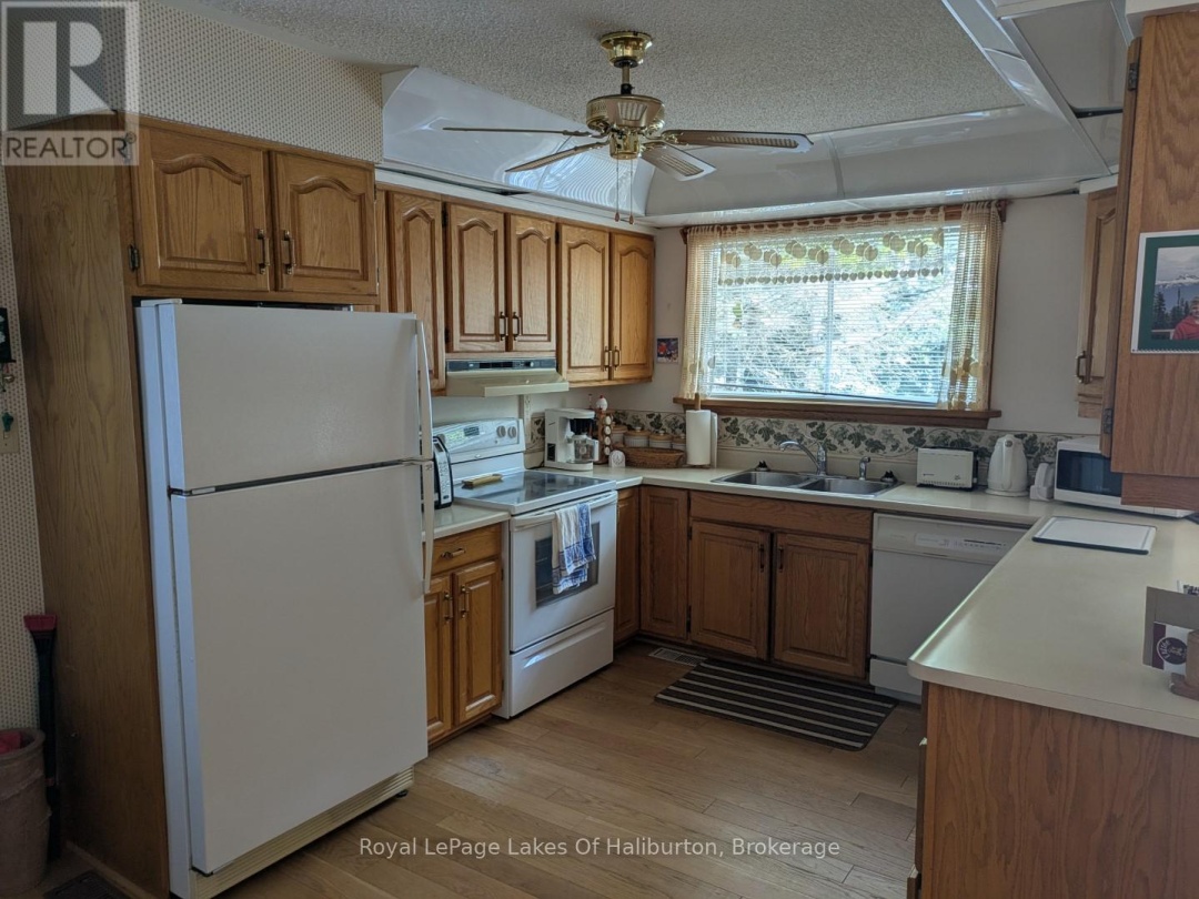1051 AUTUMN LANE, 