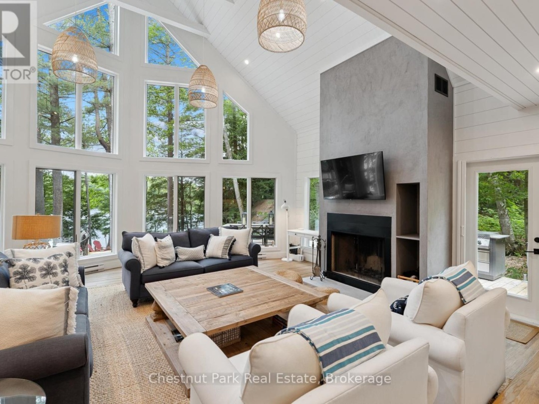 44 MILLER ISLAND, 