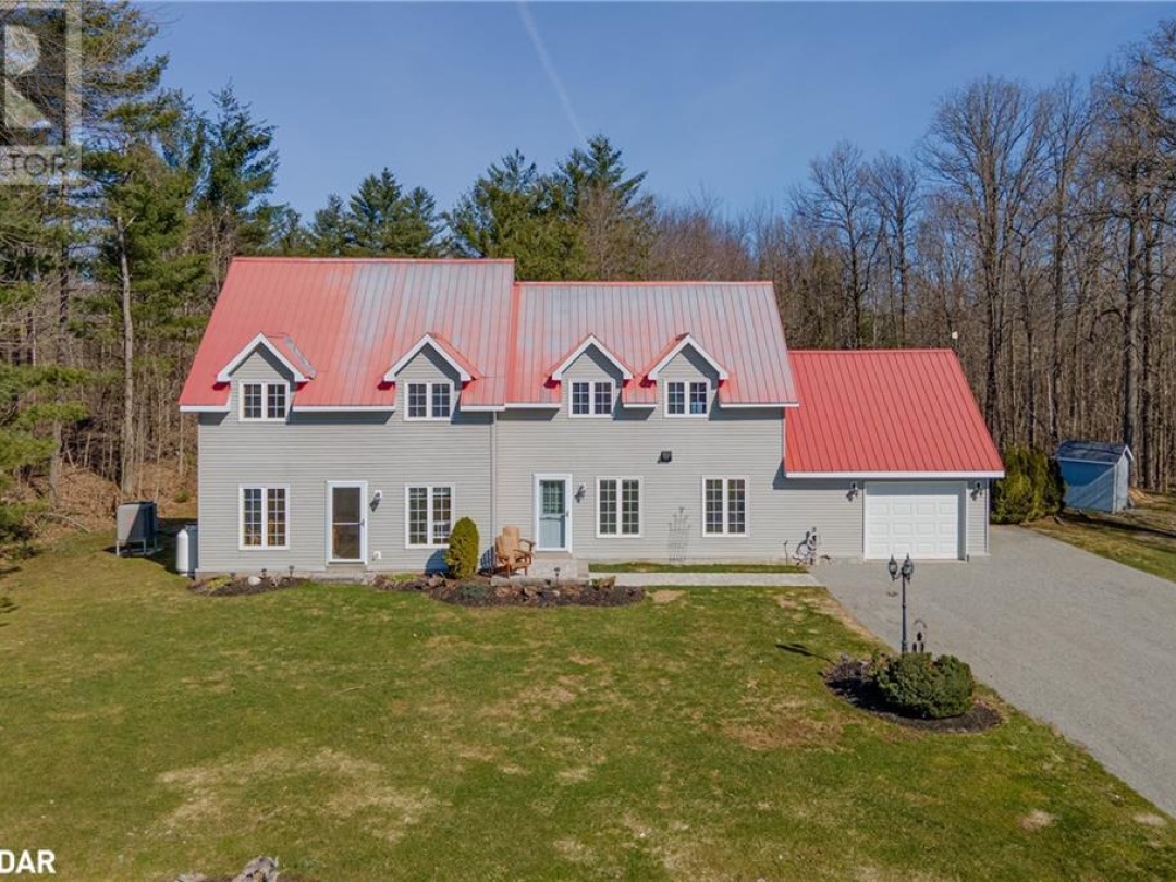 1572 Laughlin Falls Road, Coldwater