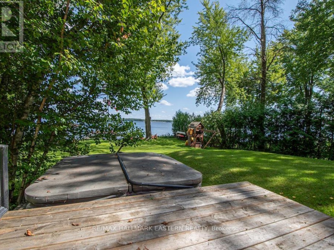 26 Manitou Lane, Pigeon Lake