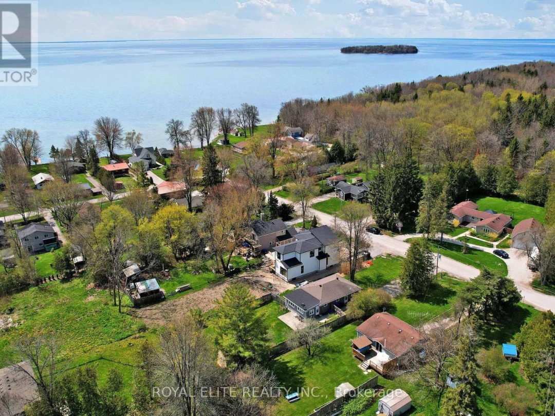 3965 HILLTOP ROAD, 