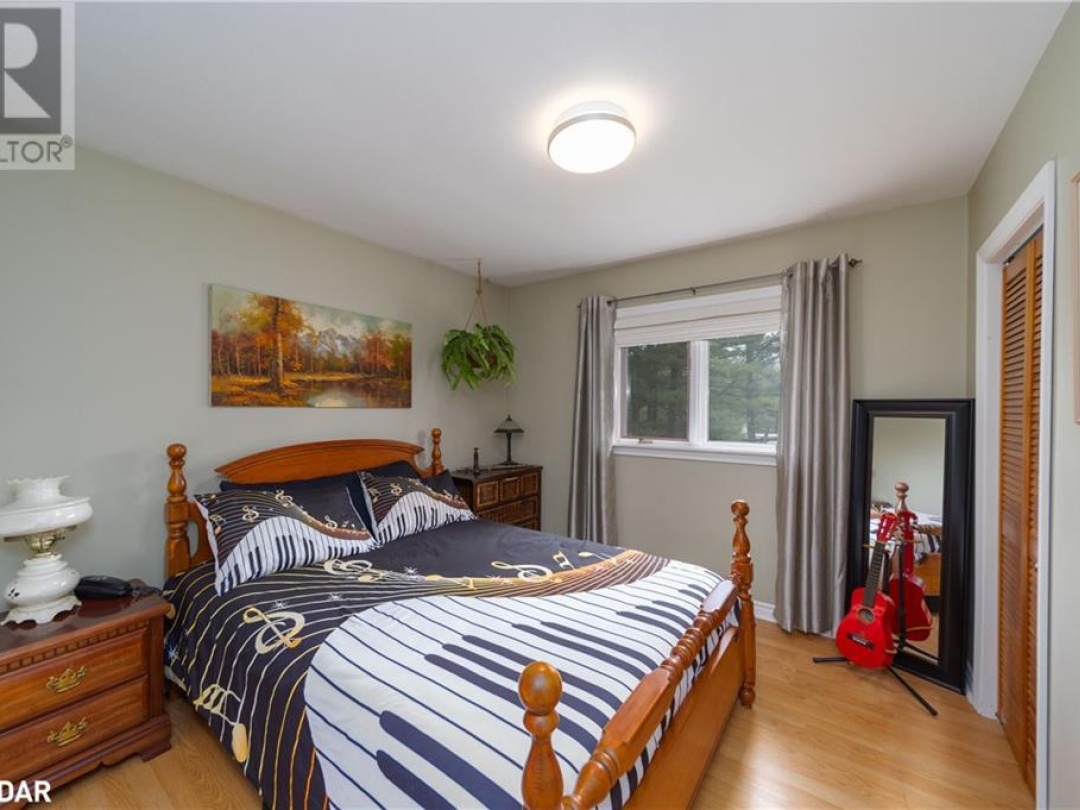 1936 Peninsula Point Road, Sparrow Lake
