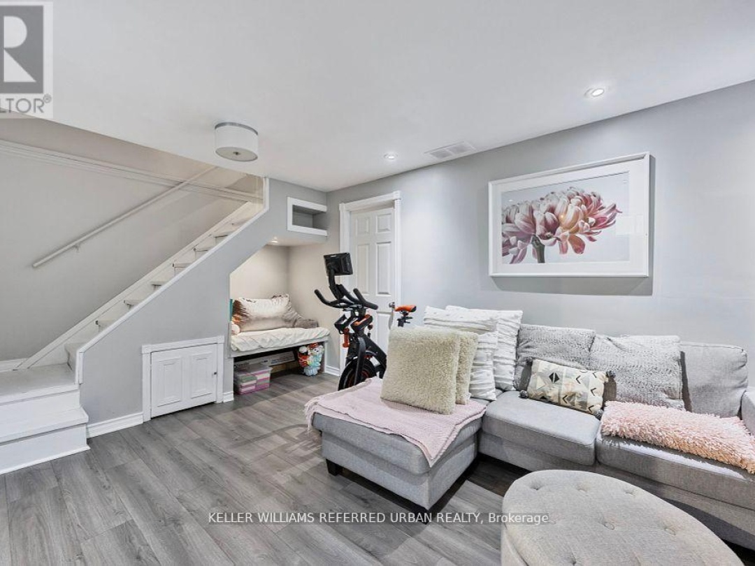 15 - 325 WEST N STREET, 