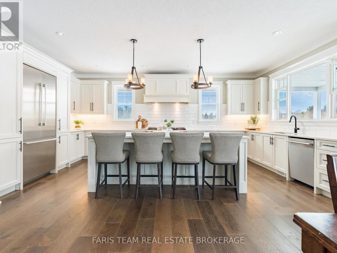 2448 STOCKDALE ROAD, 