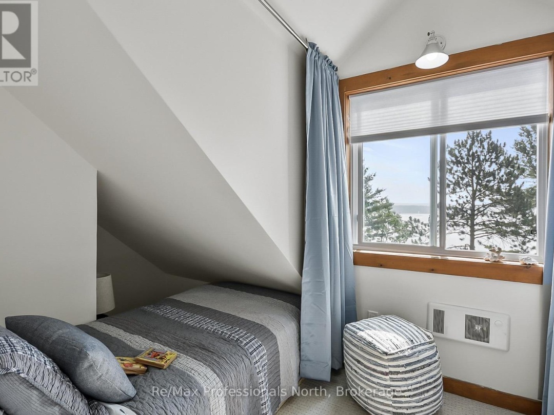 95 PEN LAKE POINT ROAD, 