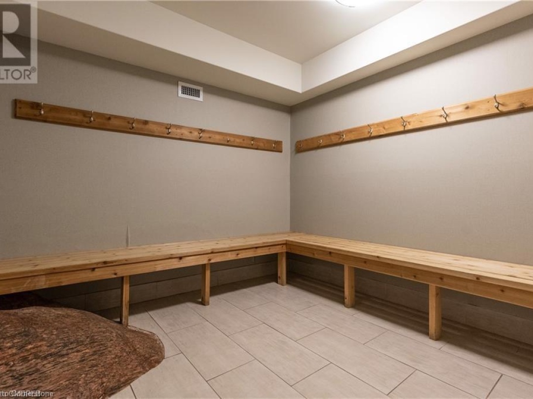 1869 Hwy 118 W Unit# Bhvb201, Lake Muskoka
