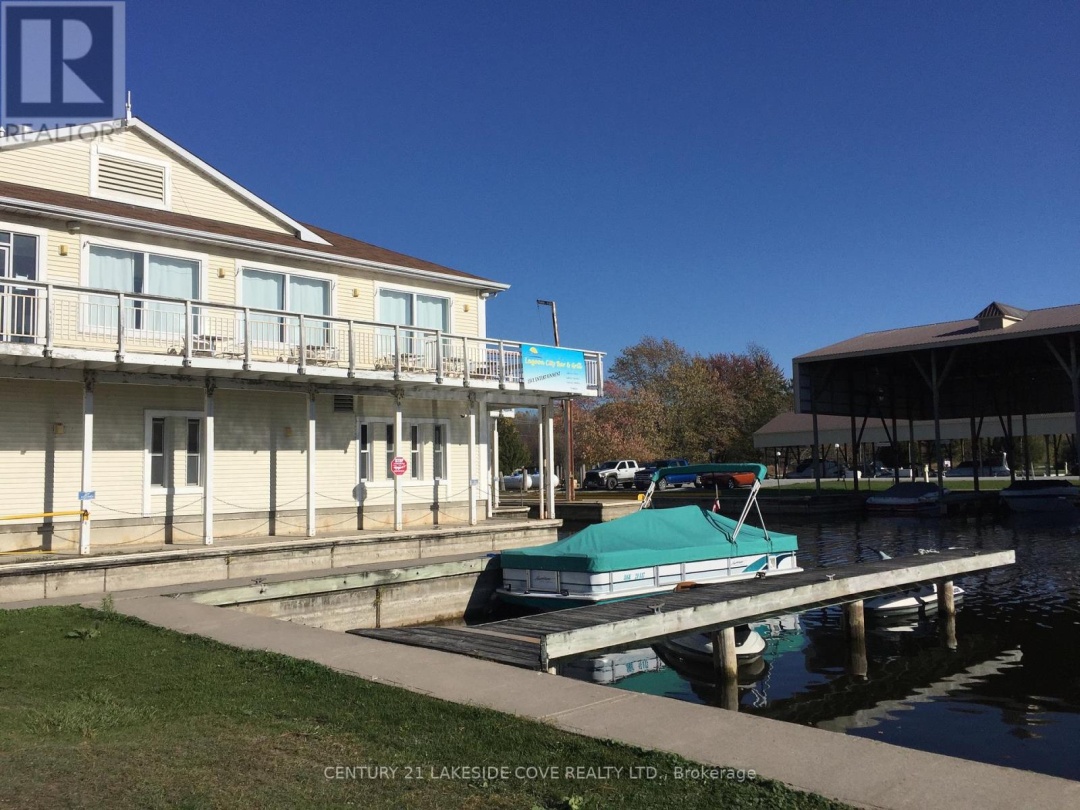 Unit 27 1 Paradise Boulevard S, Lake Simcoe
