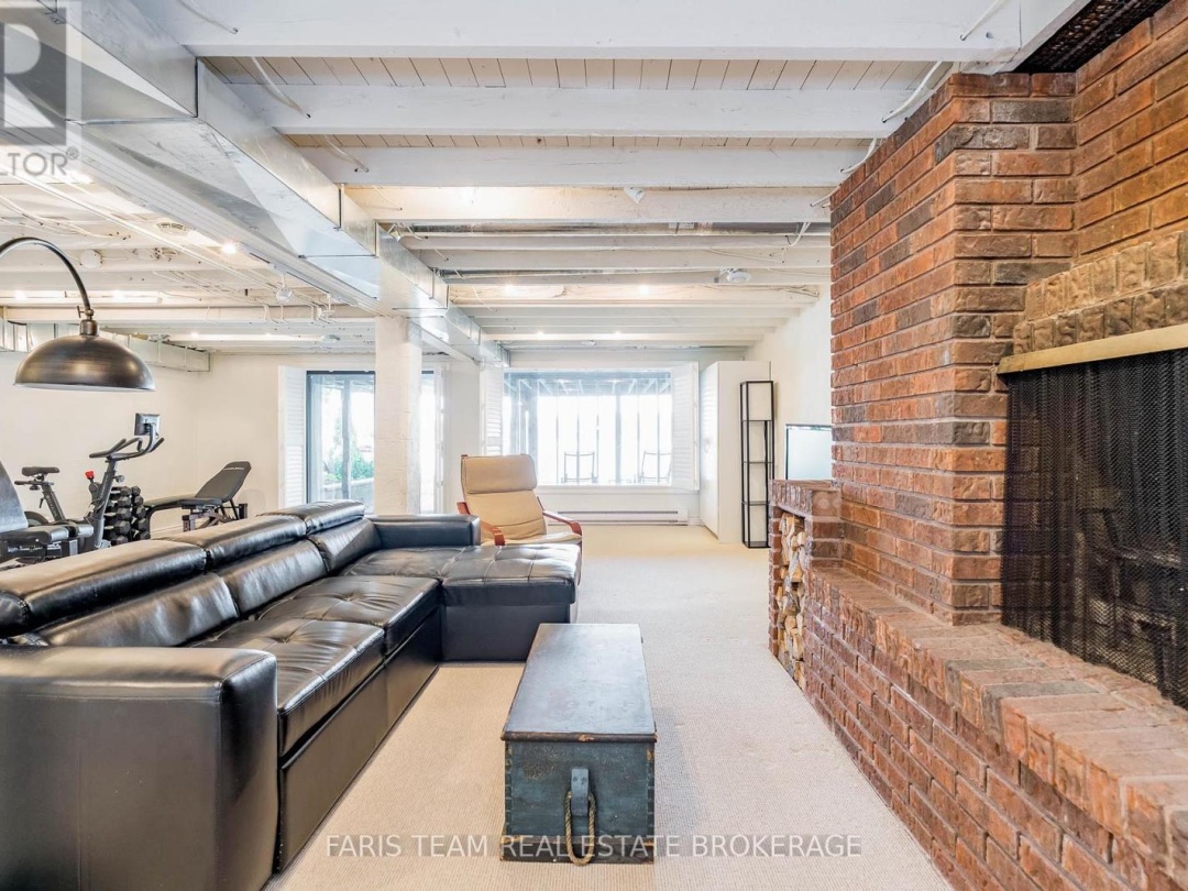 127 SHORELINE DRIVE, 