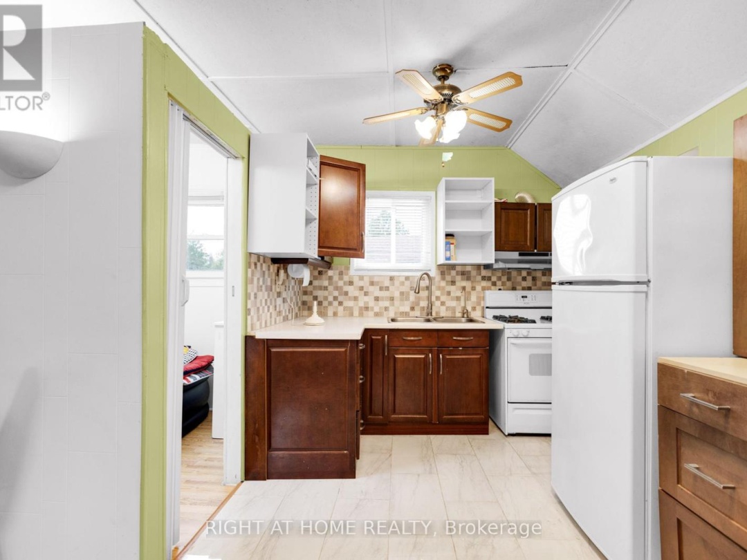 25 PLAYFAIR DRIVE, 