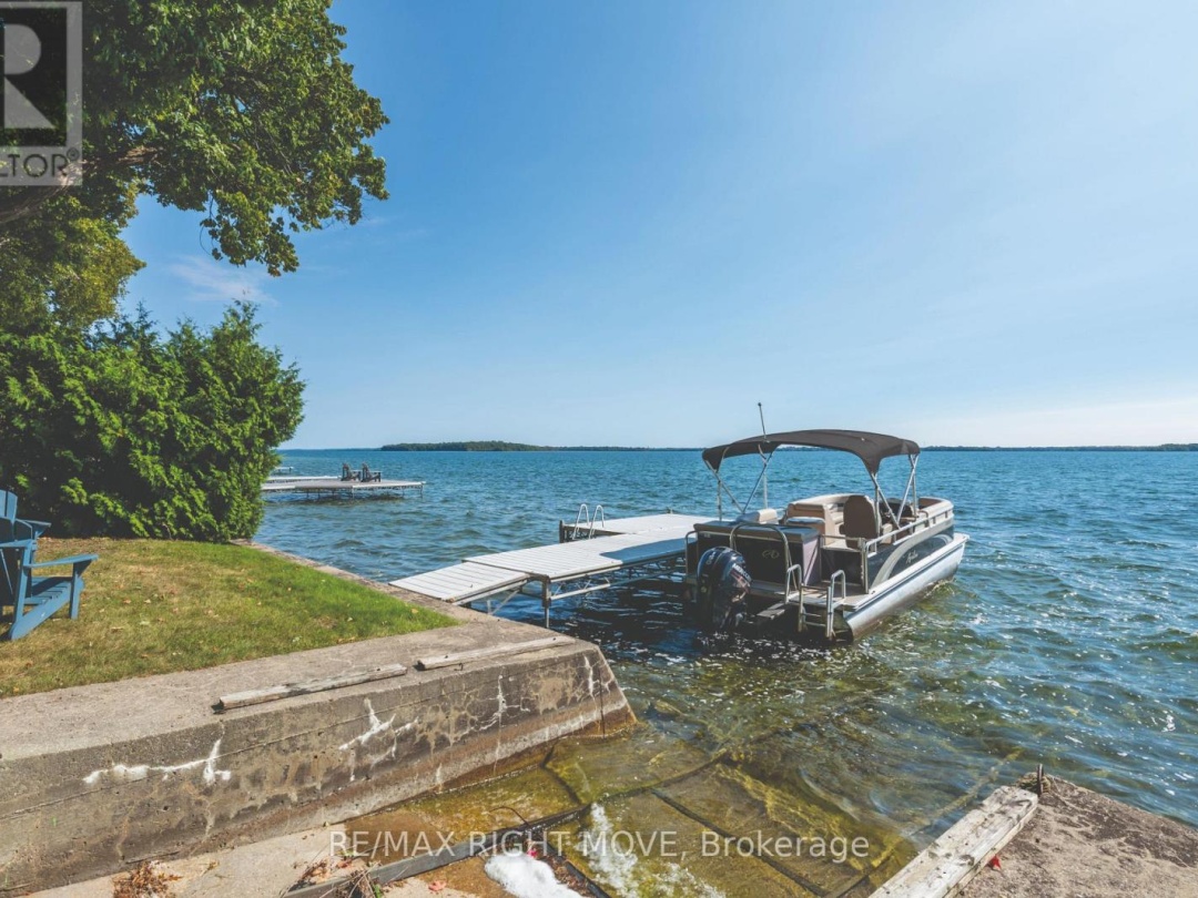 18 MAPLE DRIVE, 