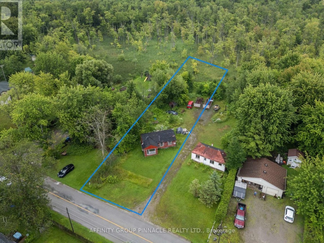 1 & 4 2559 Lakeshore Drive, Ramara