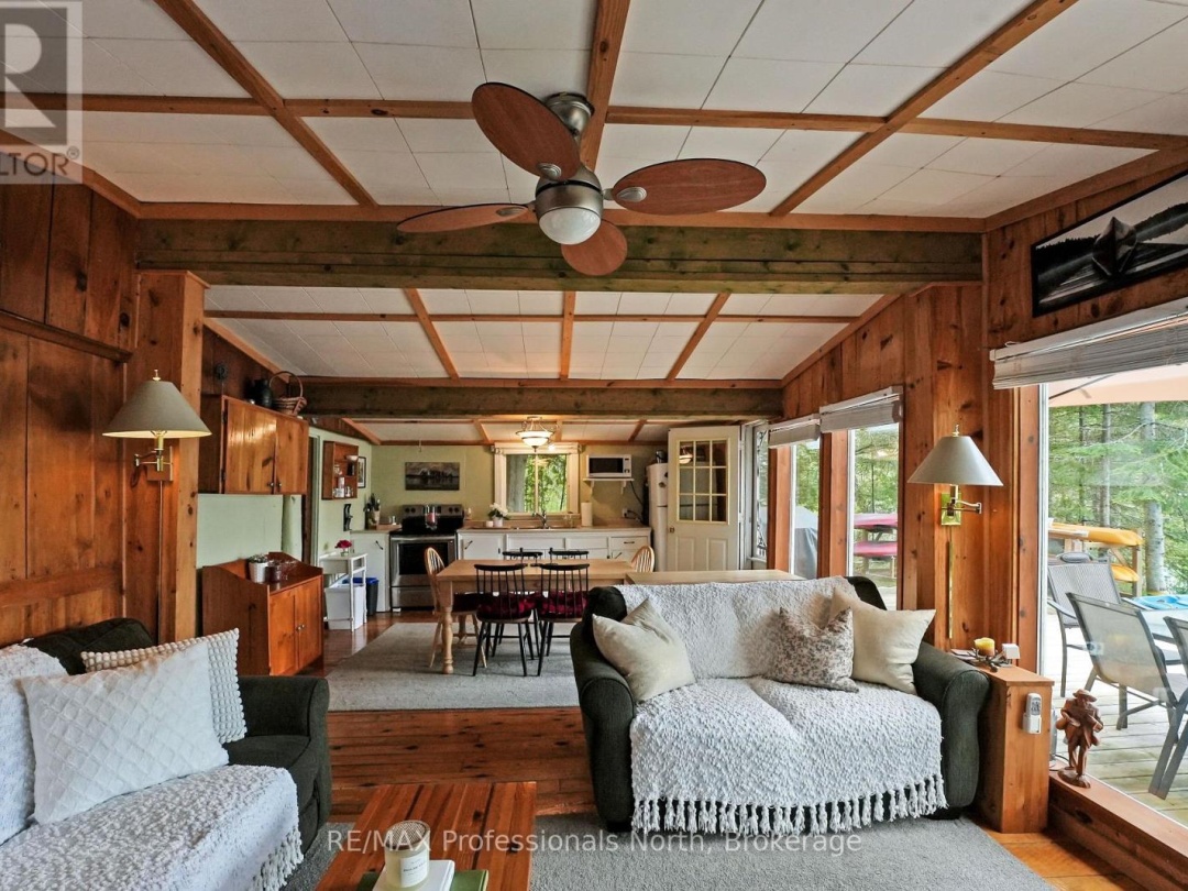 1056 KODIAK TRAIL, Glamor Lake