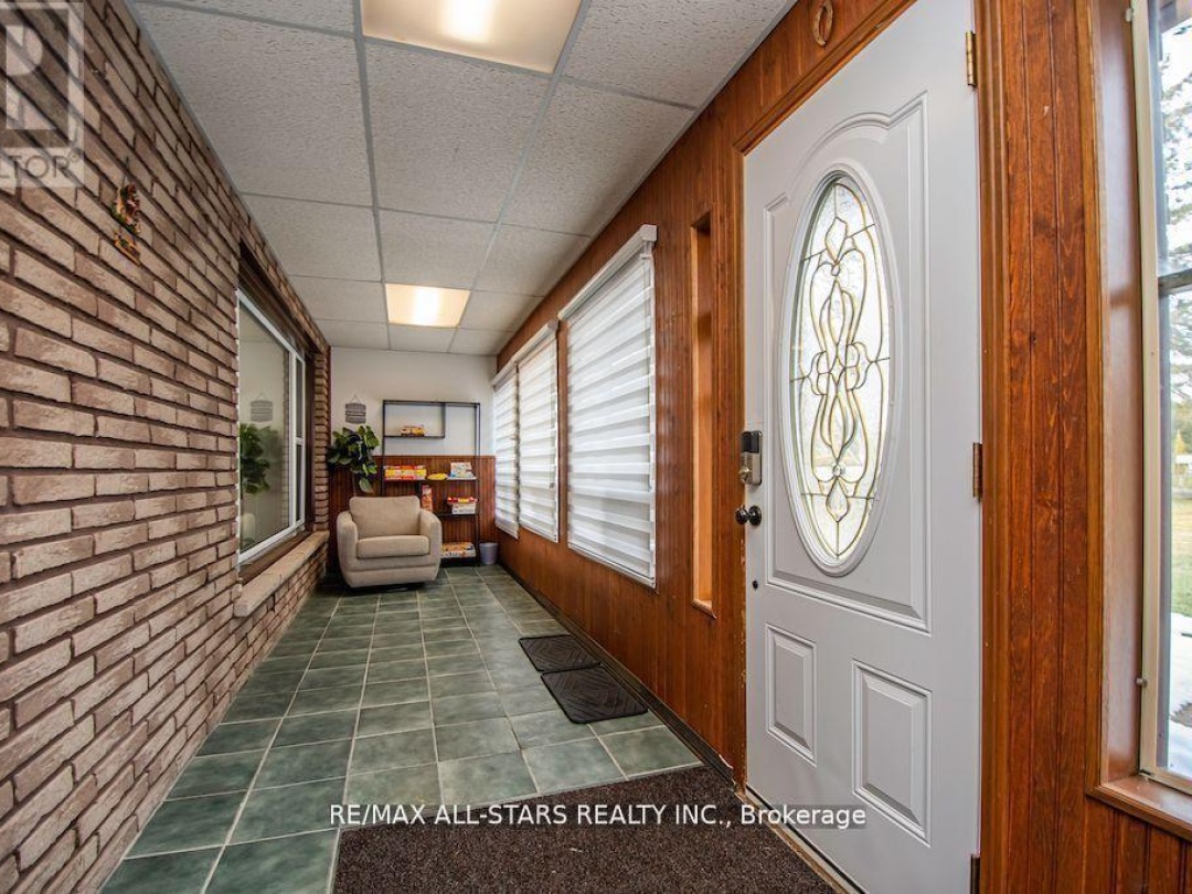 122 Fenelon Drive, Sturgeon Lake