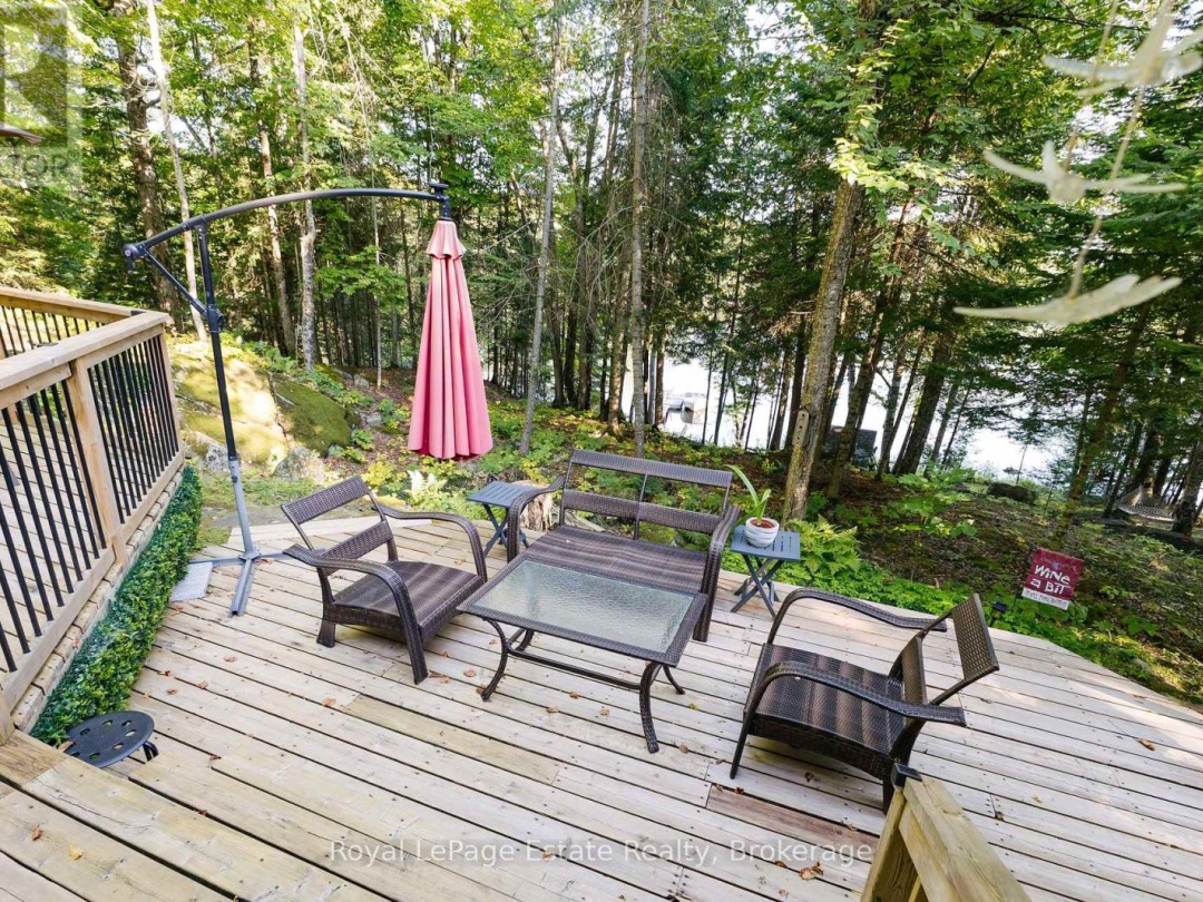 1157 BETWEEN LAKES TRAIL, Soyers Lake