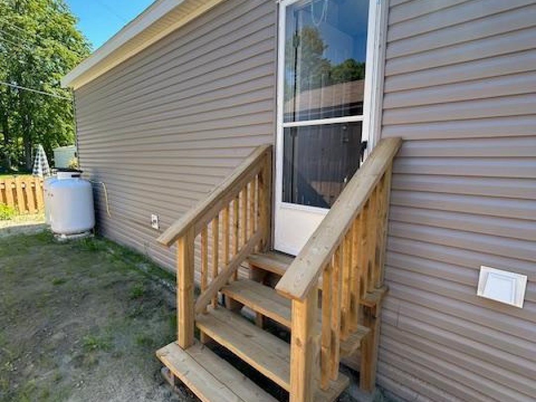 6 - 1701 HIGHWAY 11, 