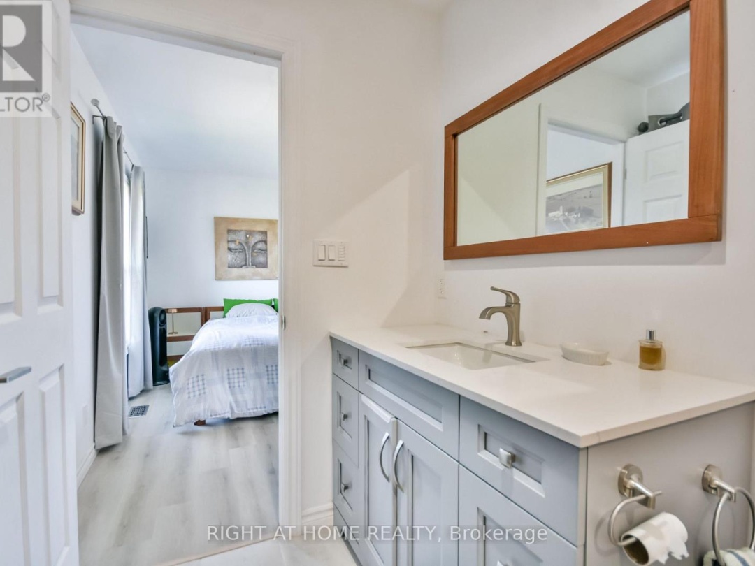 2293 HAMPSHIRE MILLS LINE, 