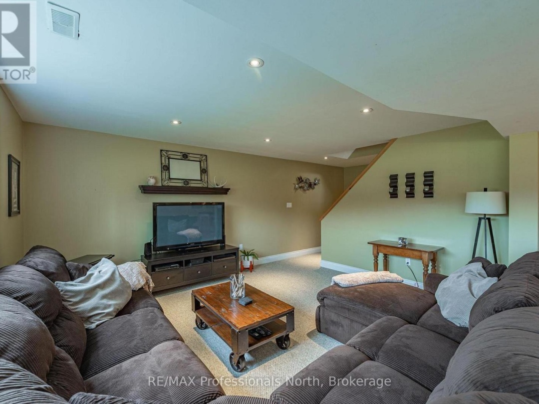 3580 COUNTY ROAD 121, 