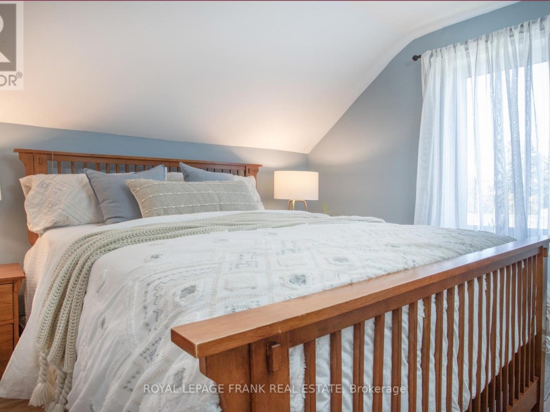 11 WHITESIDE STREET, 