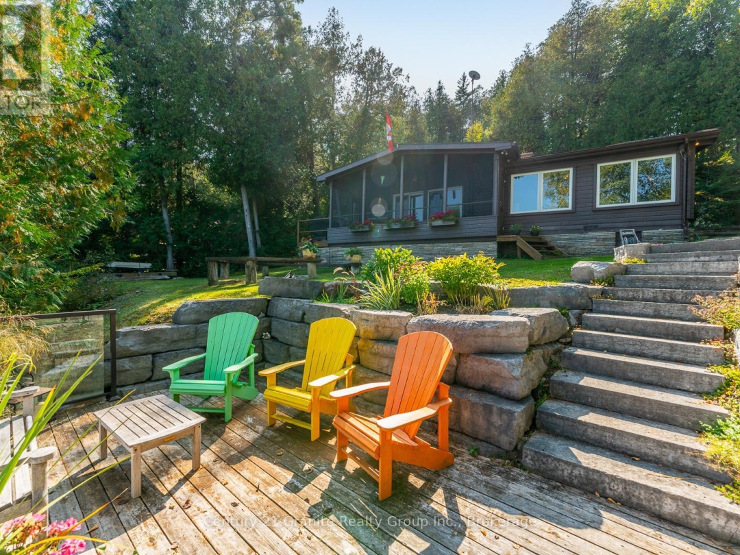 118 Griffin Drive, Four Mile Lake