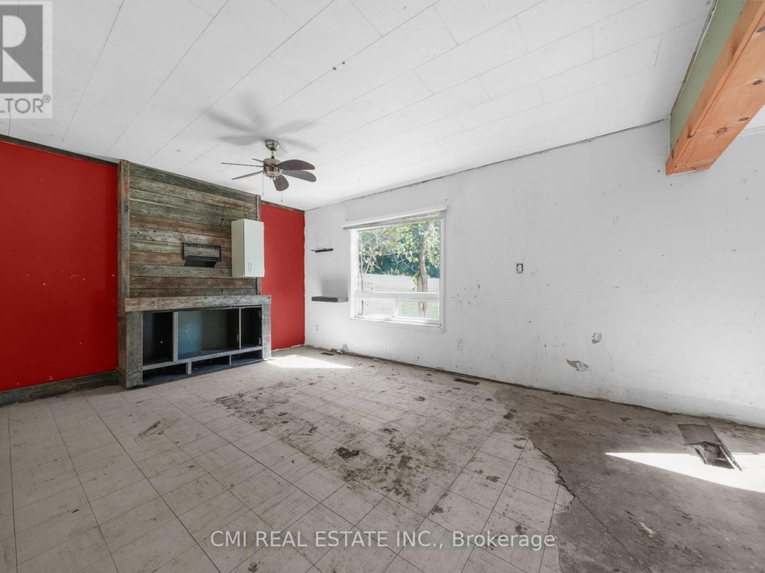 1093 SOUTH LAKE ROAD, 