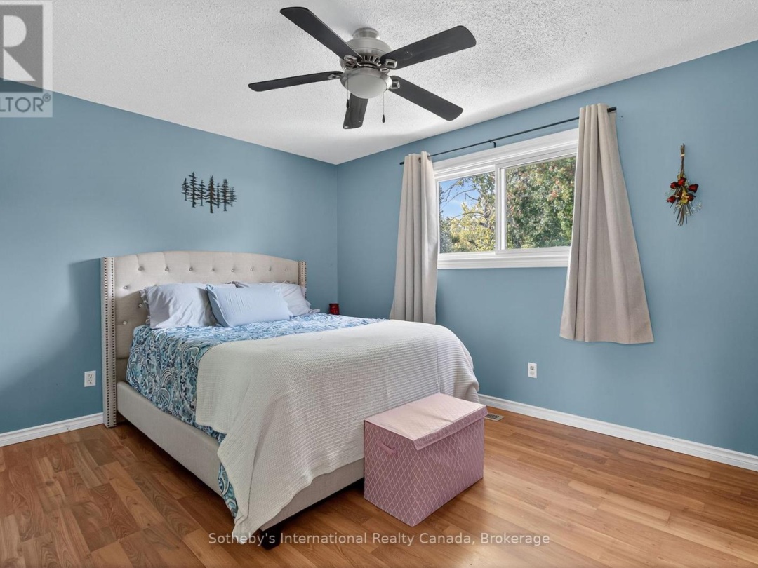 20 COMMUNITY CENTRE DRIVE, 