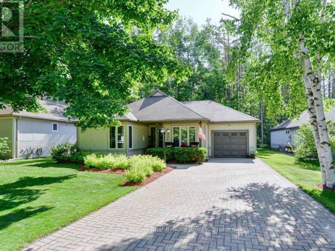 21 PINERIDGE GATE E, 