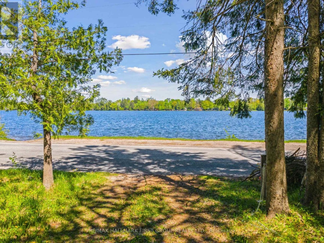 3070 Sparrow Lake Road S, Severn