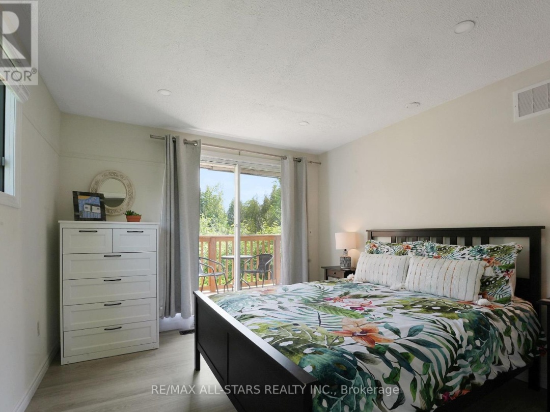 43 Sturgeon Glen Road, Sturgeon Lake
