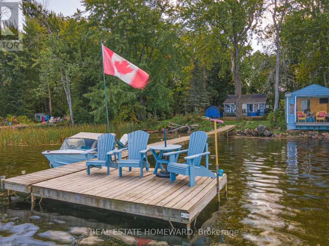 1046 Bea Dale Lane N, Sparrow Lake