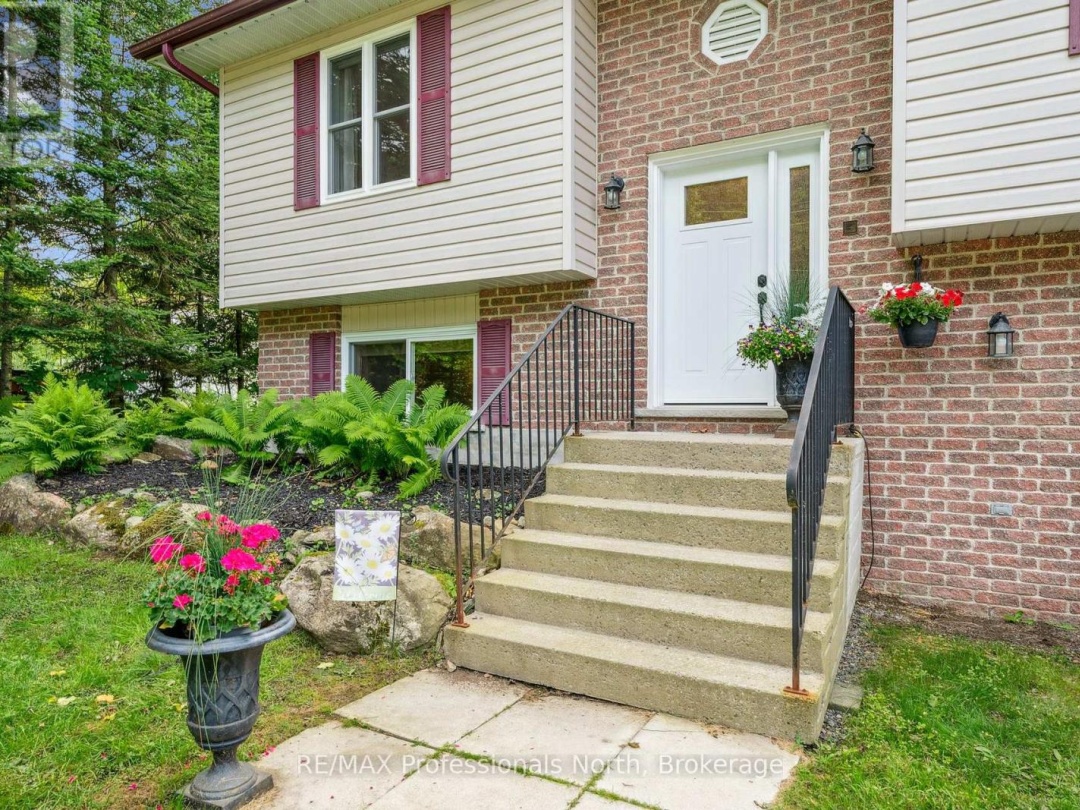 57 YONGE STREET S, 