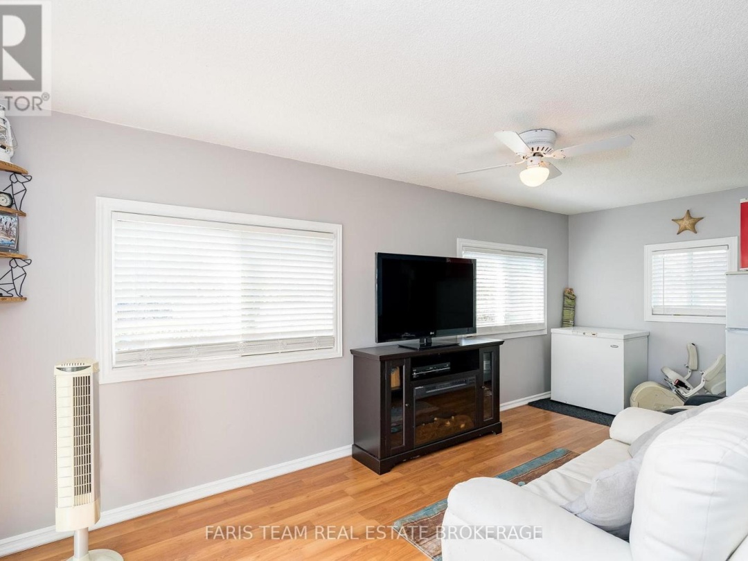 57 PORT SEVERN ROAD N, 