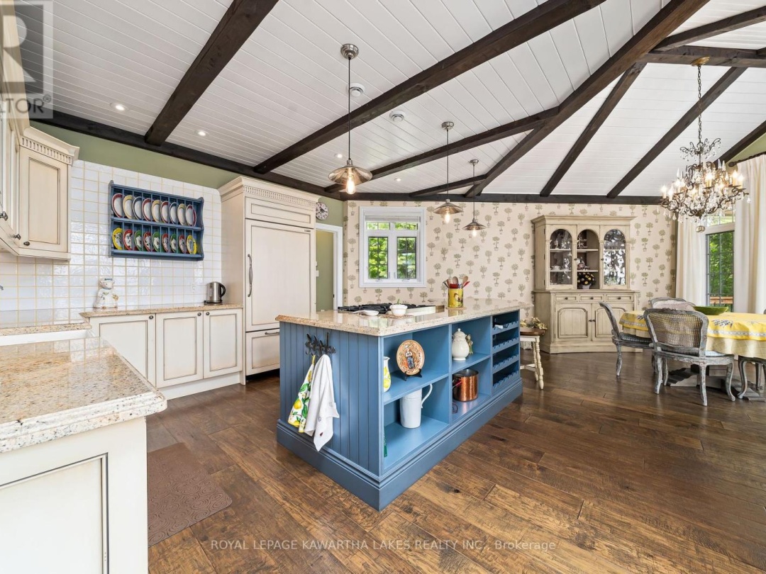 1484 COUNTY ROAD 8, 