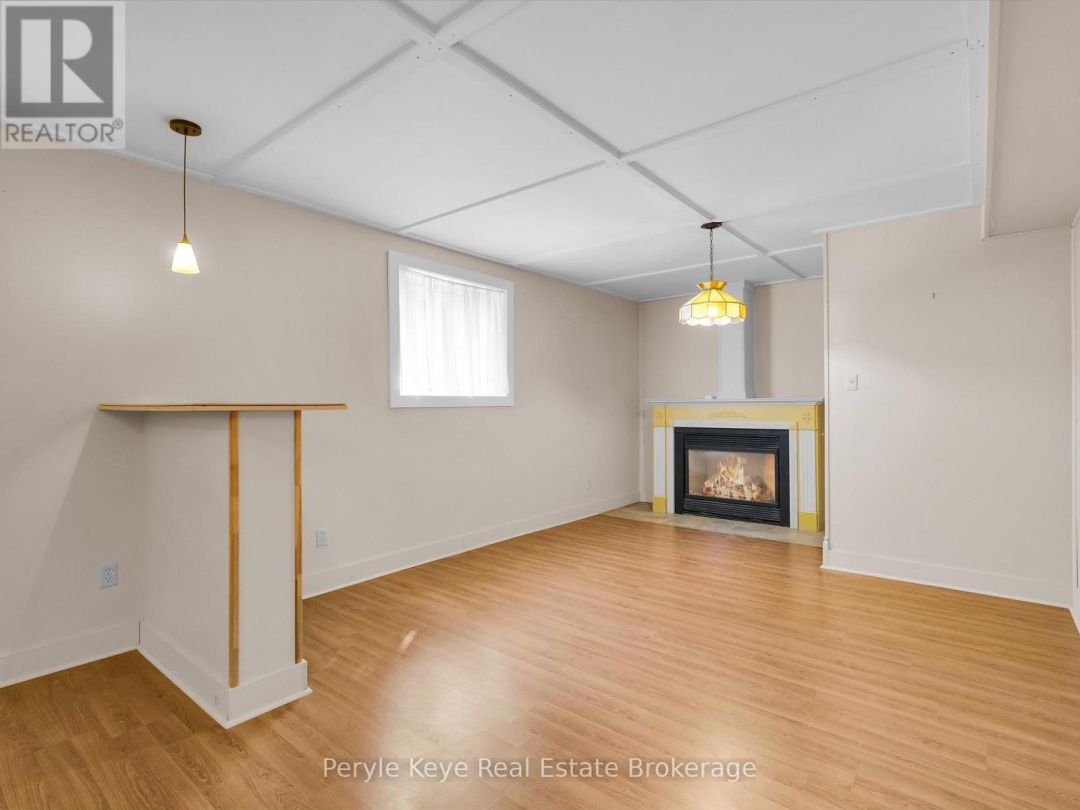 5 Bird Lane, Lake Muskoka