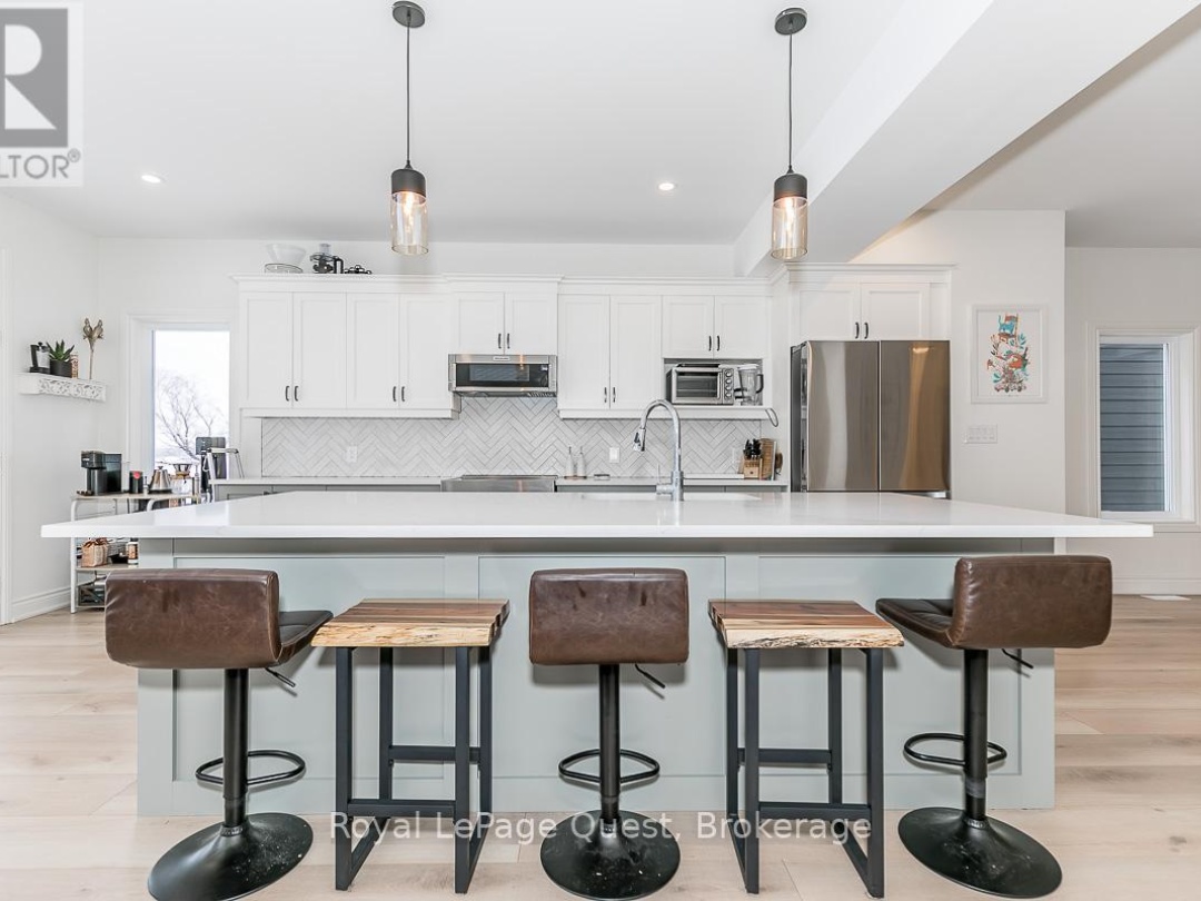 21 ROSY BEACH COURT, 
