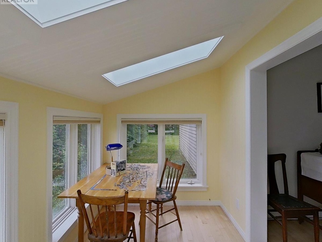 4 MAYPARK DRIVE, 