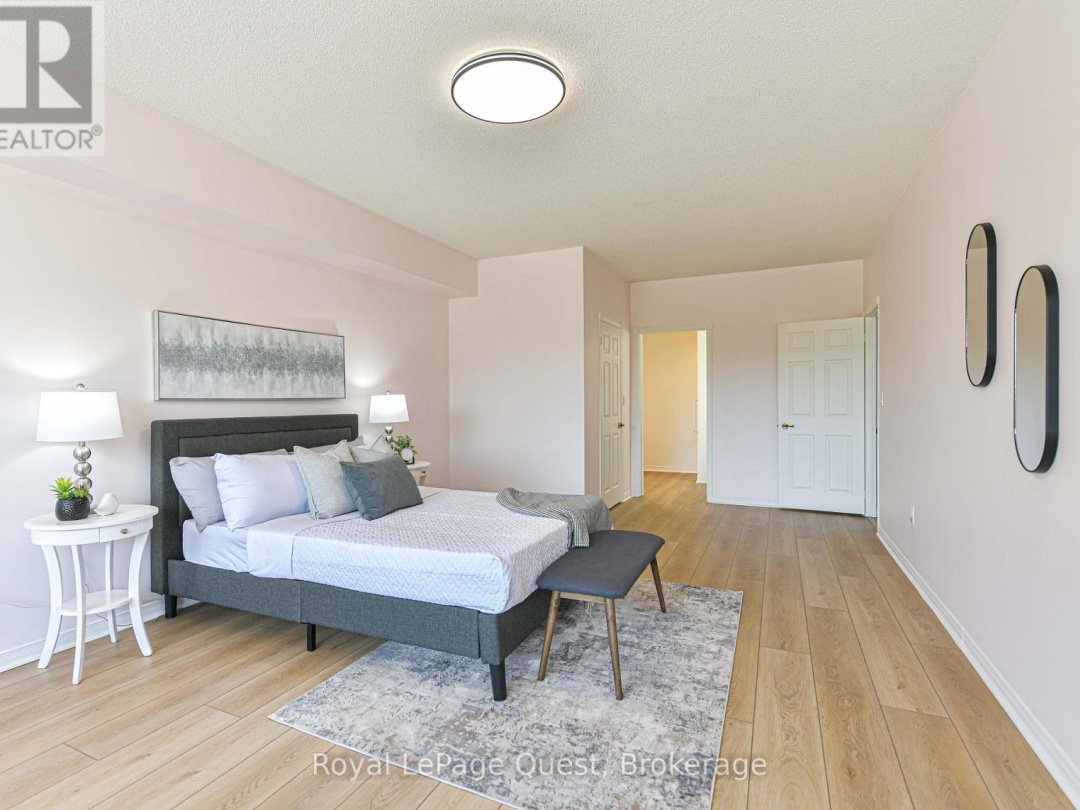 208 - 20 MUSEUM DRIVE, 