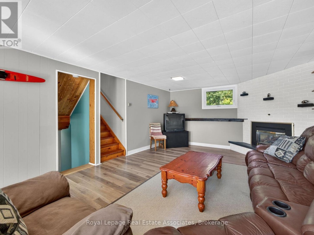 389 FALCON ROAD, 
