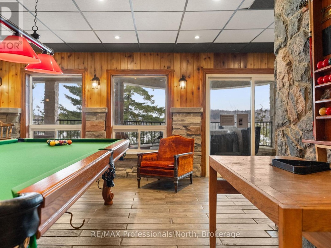 1307 Watts Road W, Kennisis Lake