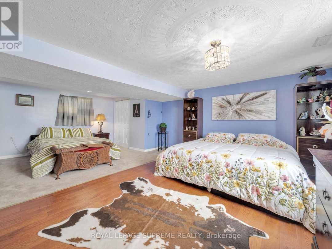 8740 12 Highway, Oro-Medonte