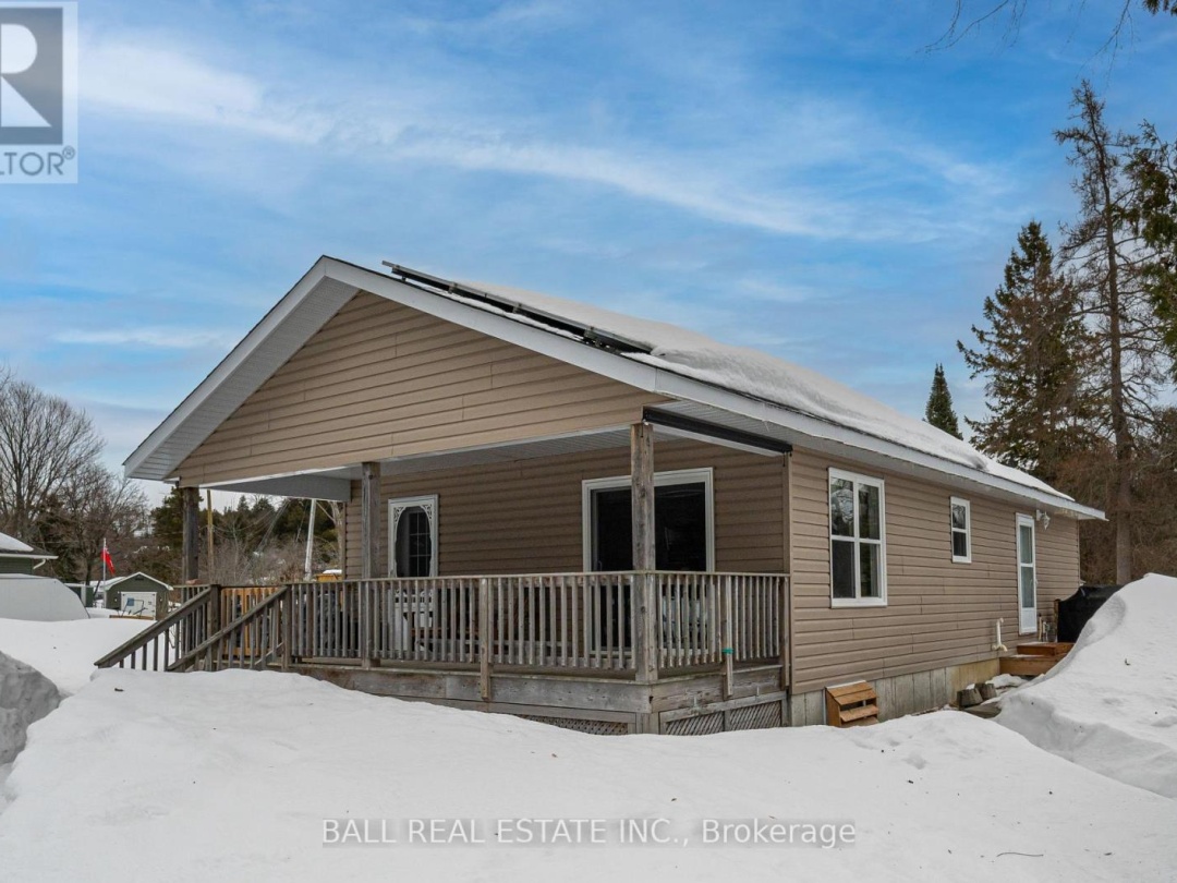 35 Elder Street, Sturgeon Lake