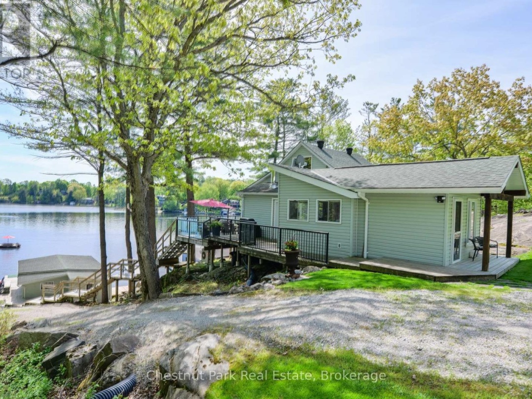 4558 Riverview Drive, Sparrow Lake