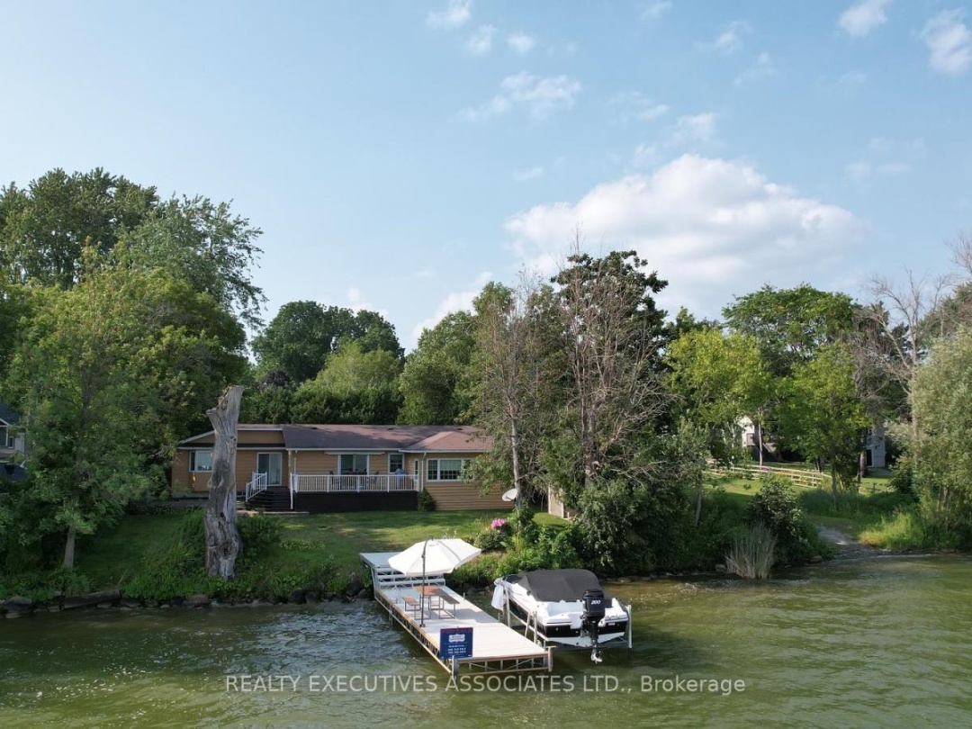 22 LAKEVIEW BOULEVARD, 