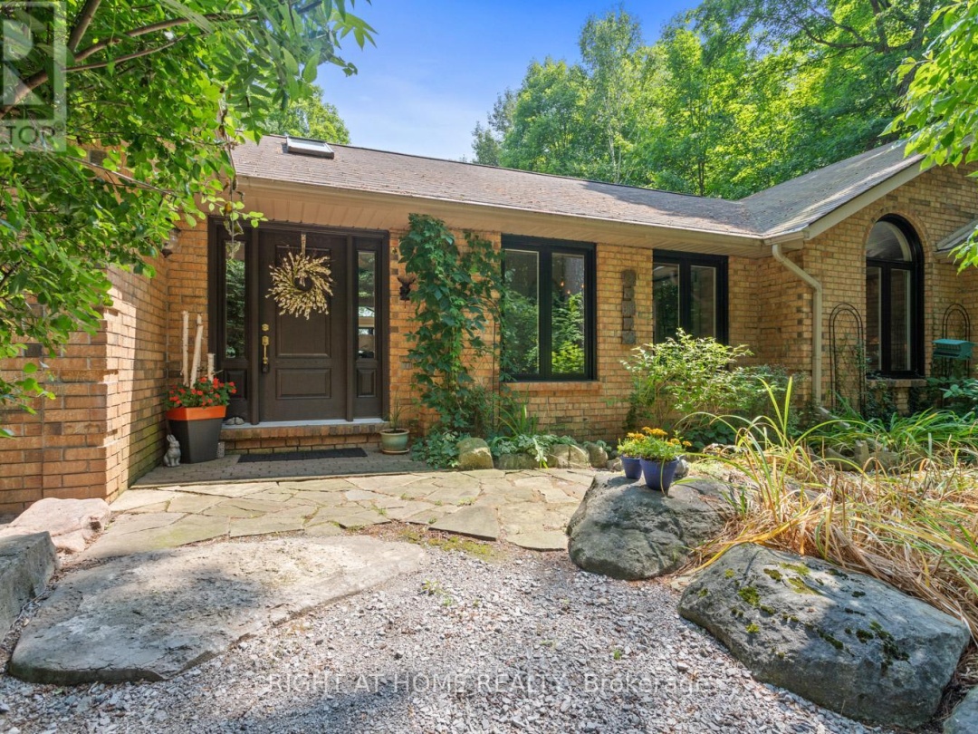 60 Mcgregor Drive, Pigeon Lake
