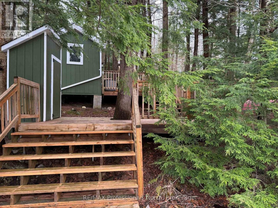 1289 Grandpa's Trail, Salerno Lake