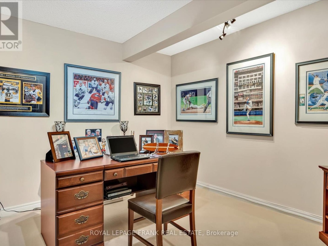 42 HUNTINGWOOD CRESCENT, 