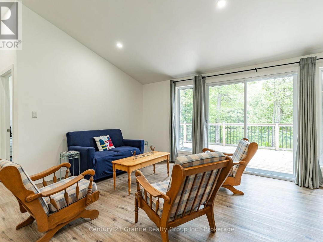 86 BOYCE TRAIL, 