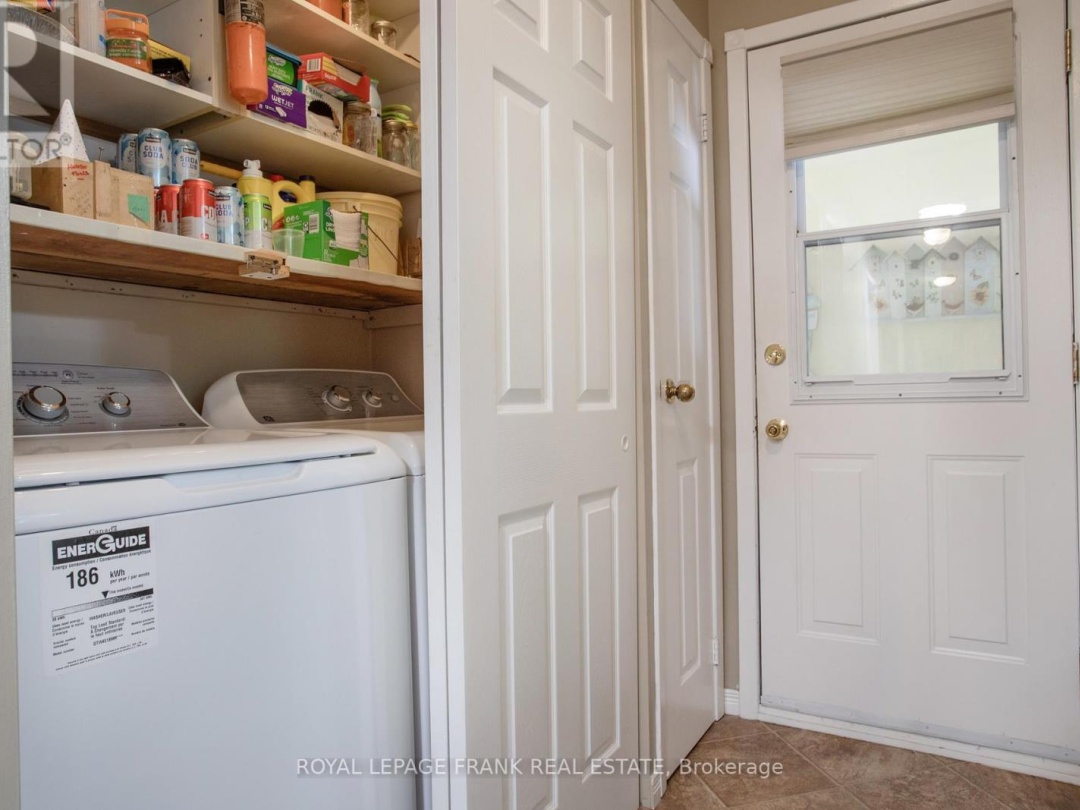 124 RILEY LANE, 