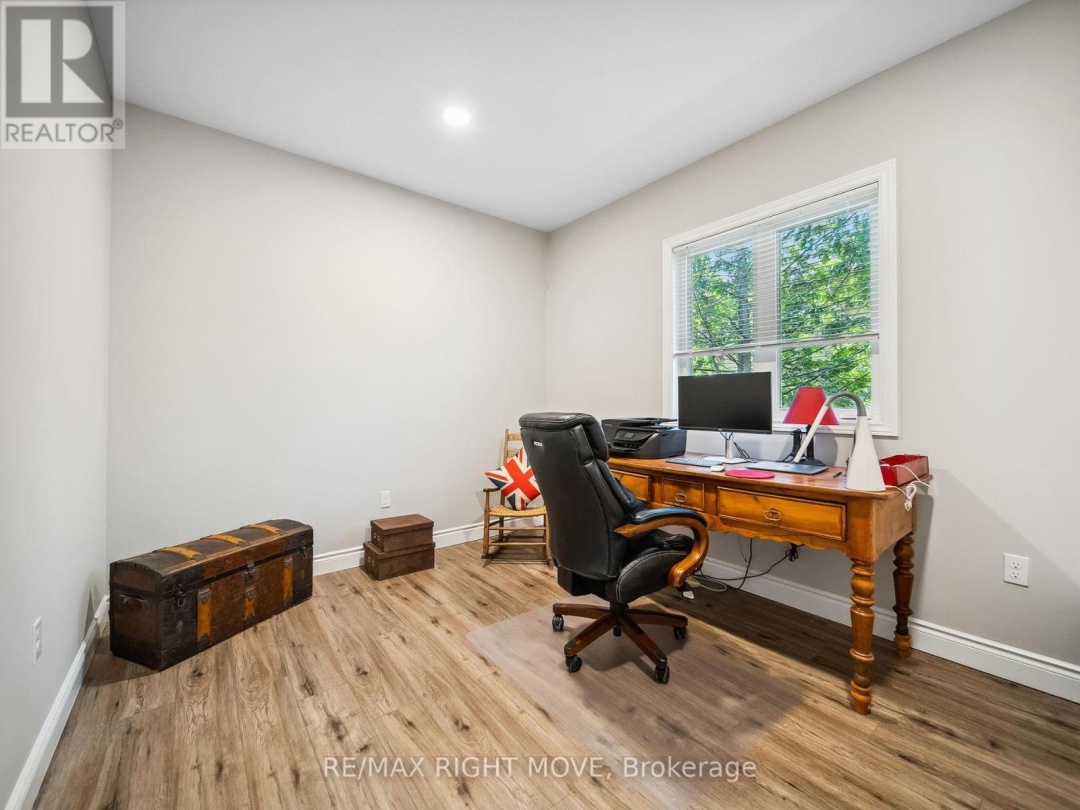 1 & 2 - 112B CREIGHTON STREET, Ramara (Atherley)